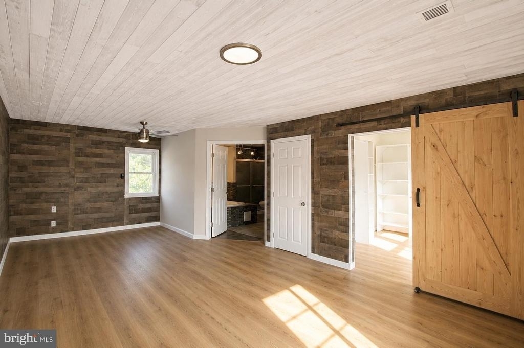 312 N Hammonds Ferry Road - Photo 9