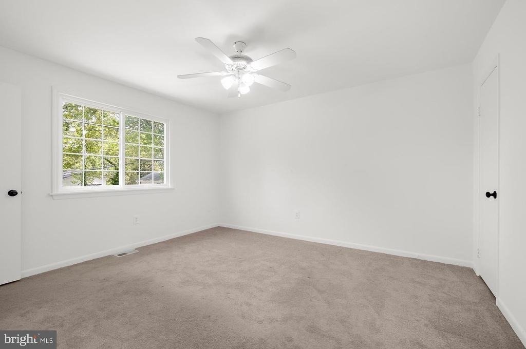 402 S Cherry Grove Avenue - Photo 27