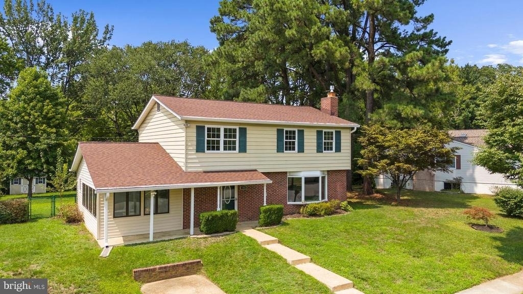 402 S Cherry Grove Avenue - Photo 1