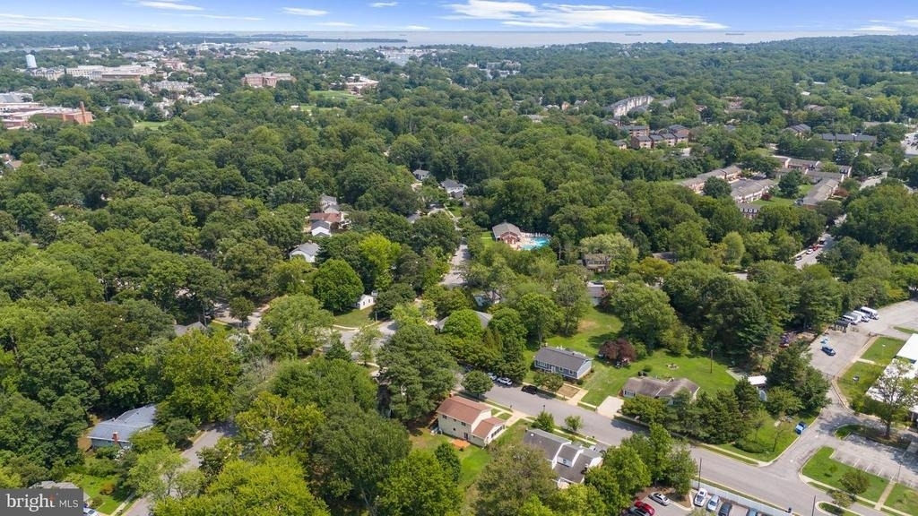 402 S Cherry Grove Avenue - Photo 49