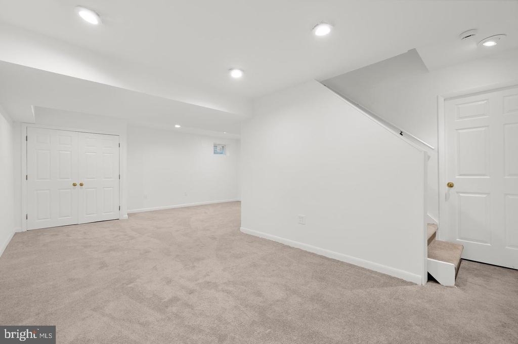 402 S Cherry Grove Avenue - Photo 38