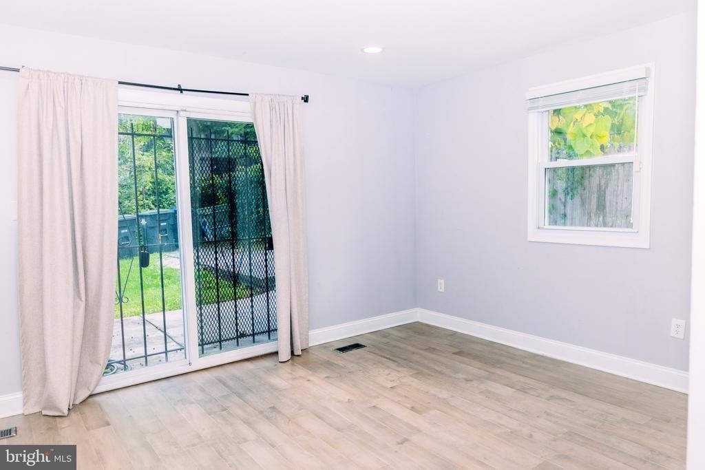 426 53rd Street Se - Photo 5