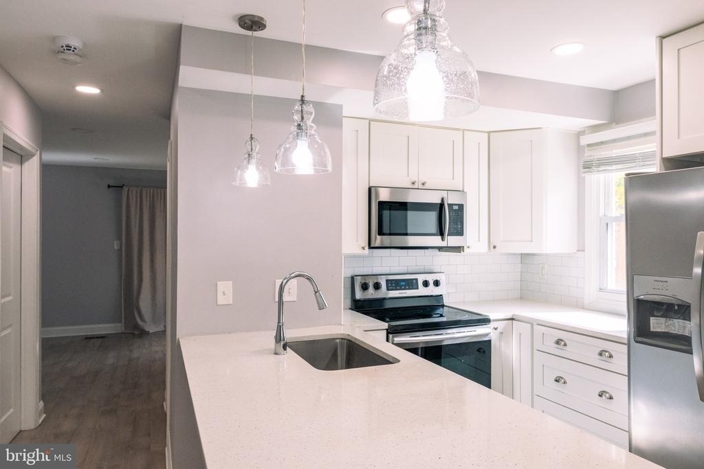 426 53rd Street Se - Photo 18