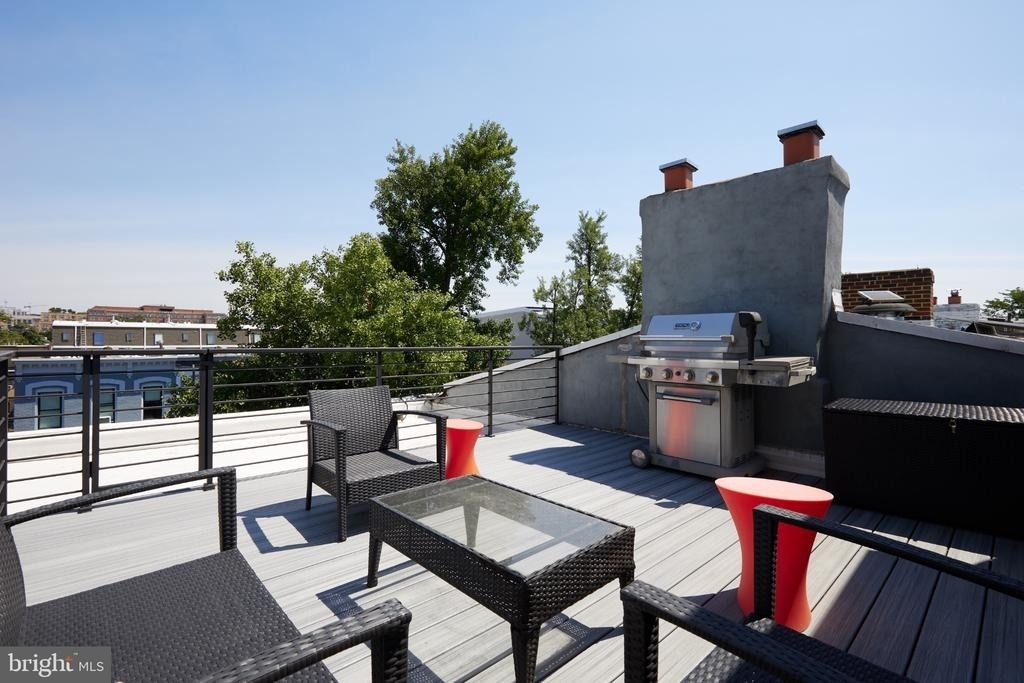 1326 Riggs Street Nw - Photo 9