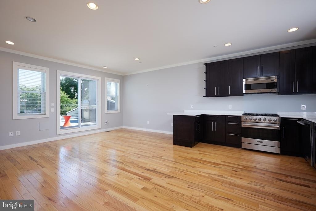 1326 Riggs Street Nw - Photo 5