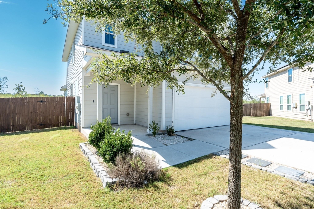 236 Blue Agate Ct - Photo 1