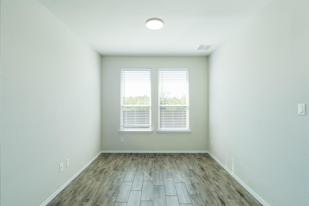 236 Blue Agate Ct - Photo 5