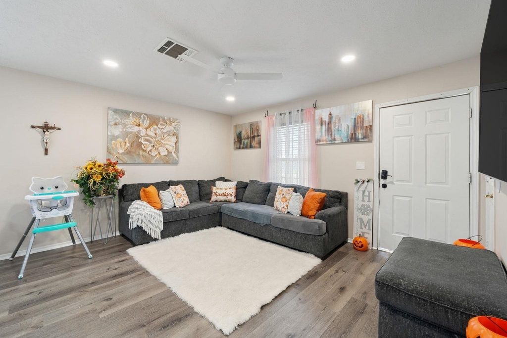 309 E Parsons St - Photo 10