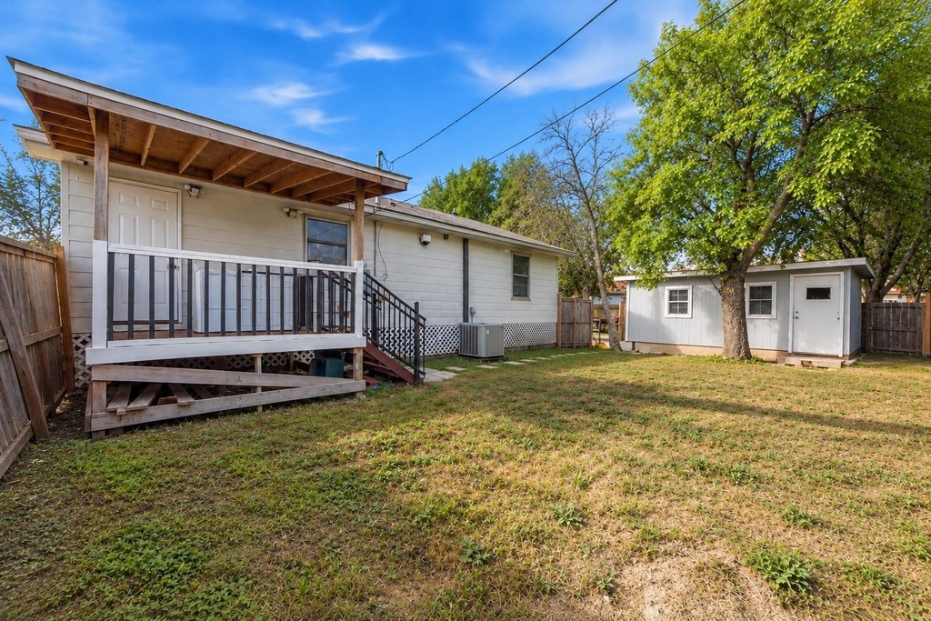 309 E Parsons St - Photo 28