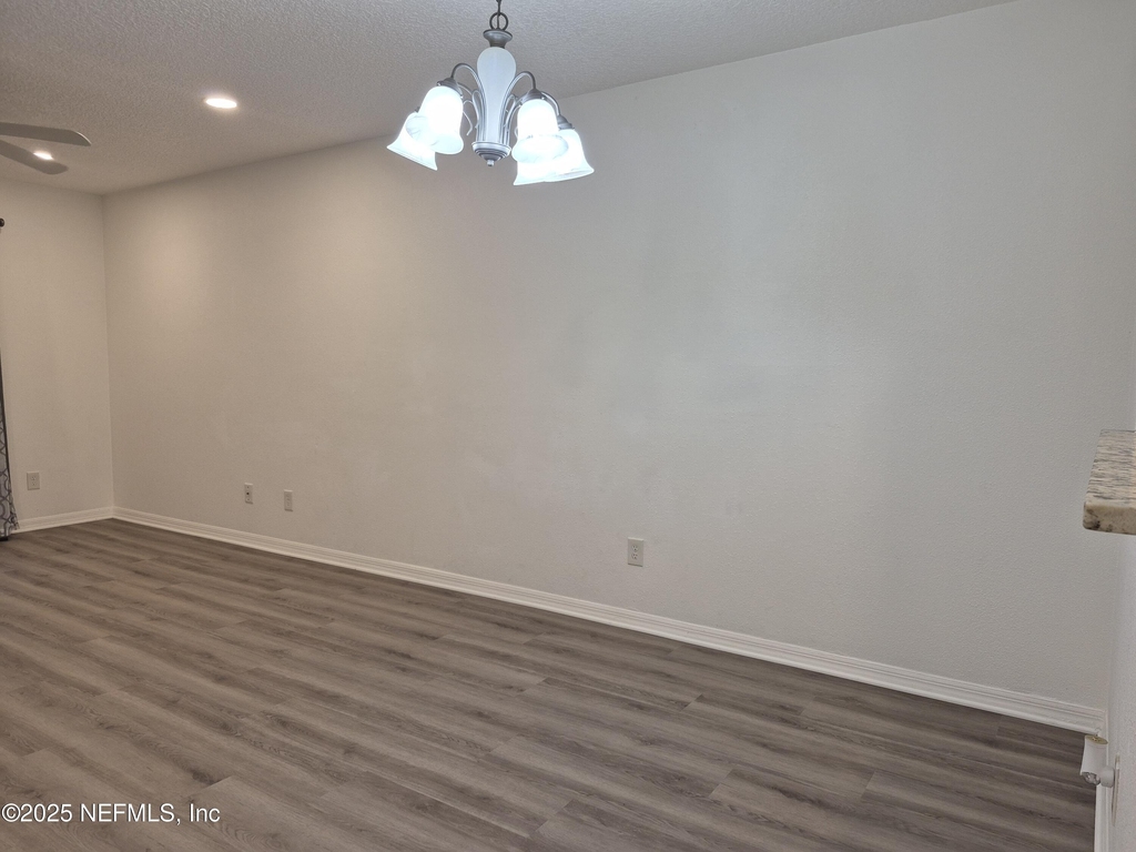 85 Debarry Avenue - Photo 10