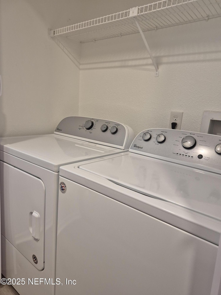 85 Debarry Avenue - Photo 29