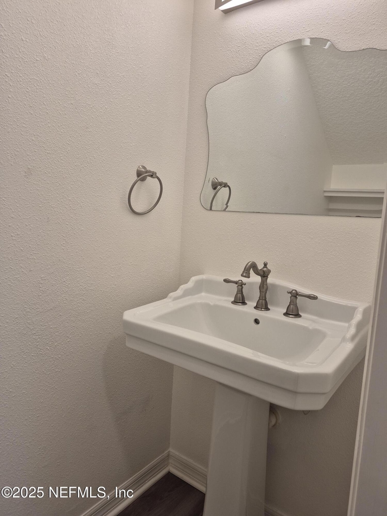 85 Debarry Avenue - Photo 27