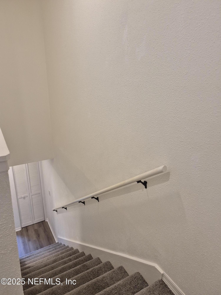 85 Debarry Avenue - Photo 23