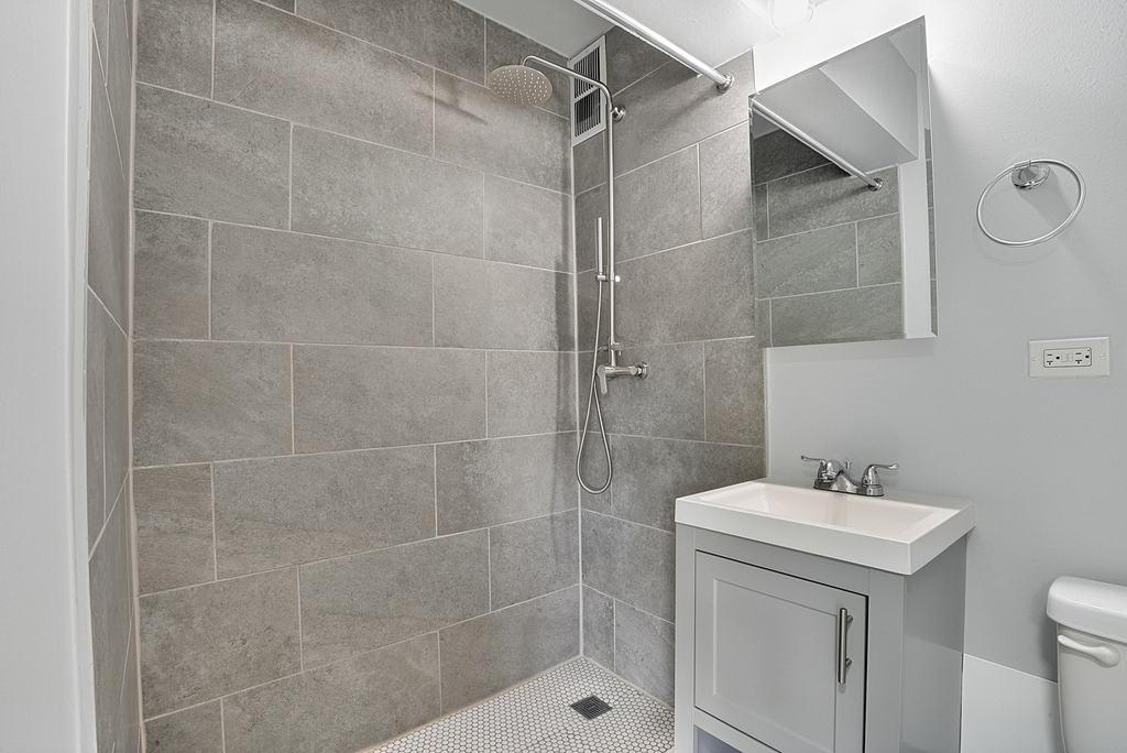 7710 N Sheridan Road - Photo 7