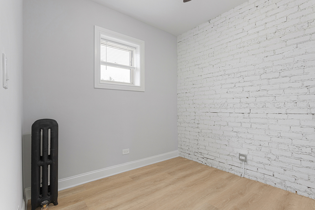 1631 W Chase Avenue - Photo 7
