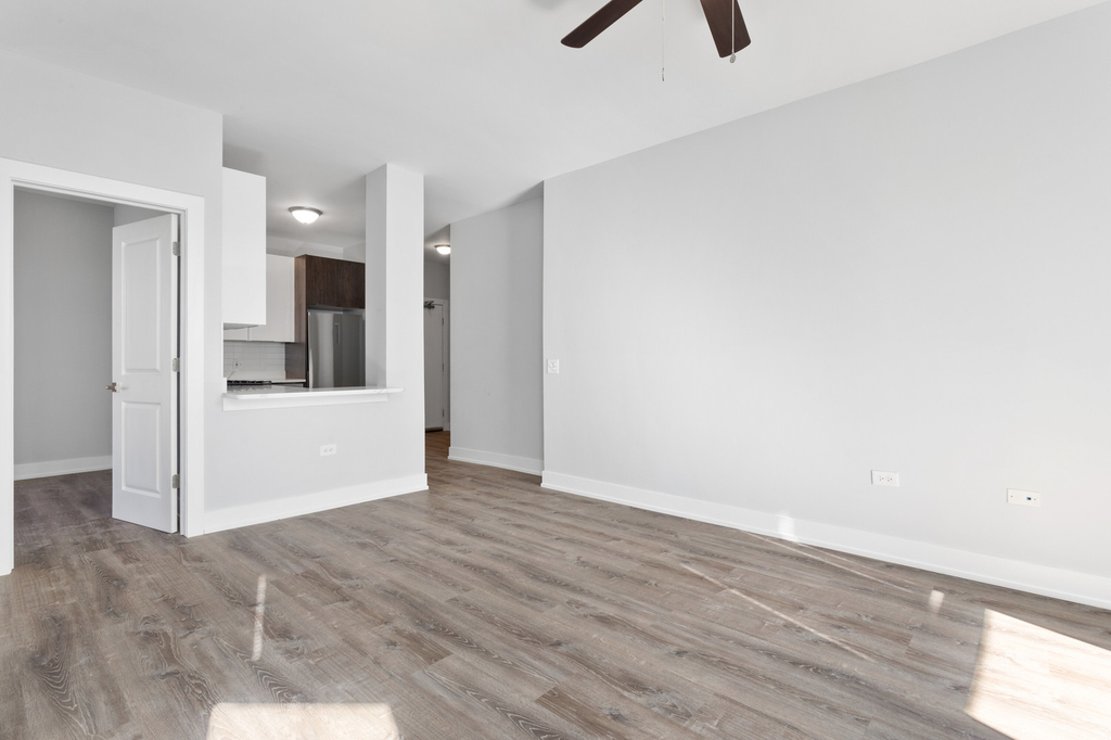 1625 W Howard Avenue - Photo 4