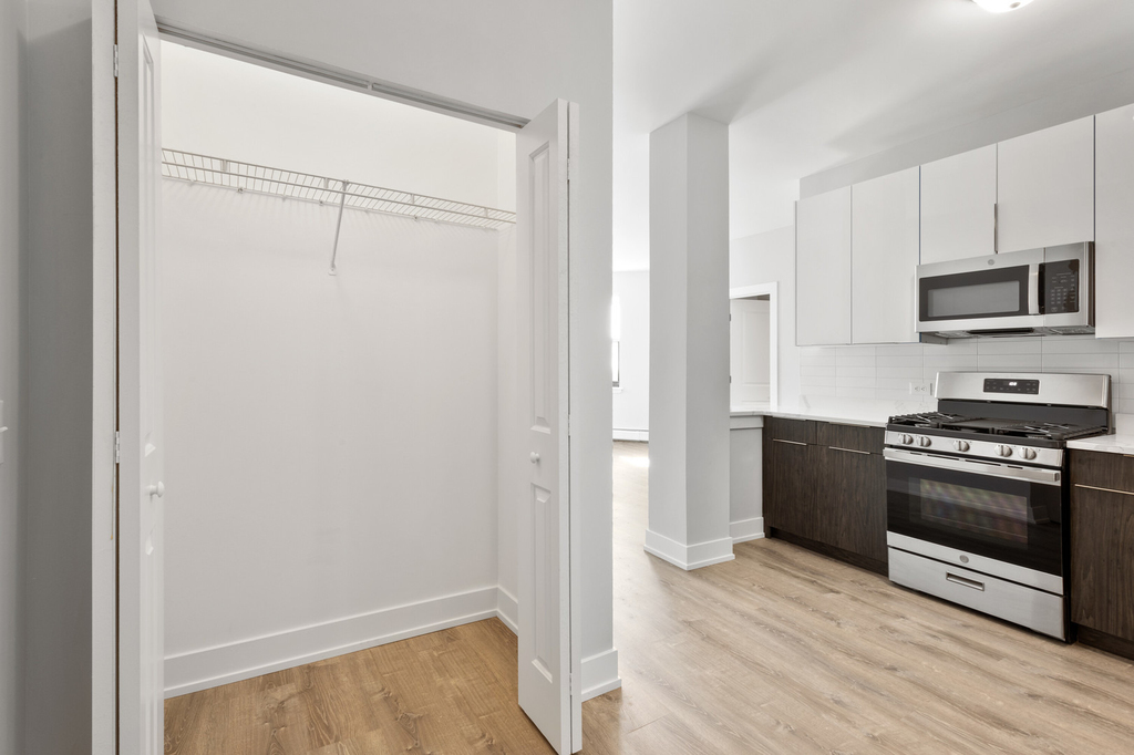 1625 W Howard Avenue - Photo 5