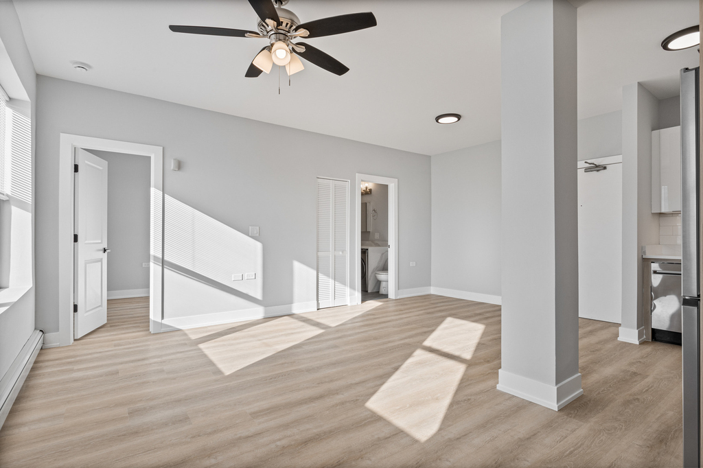1625 W Howard Avenue - Photo 3