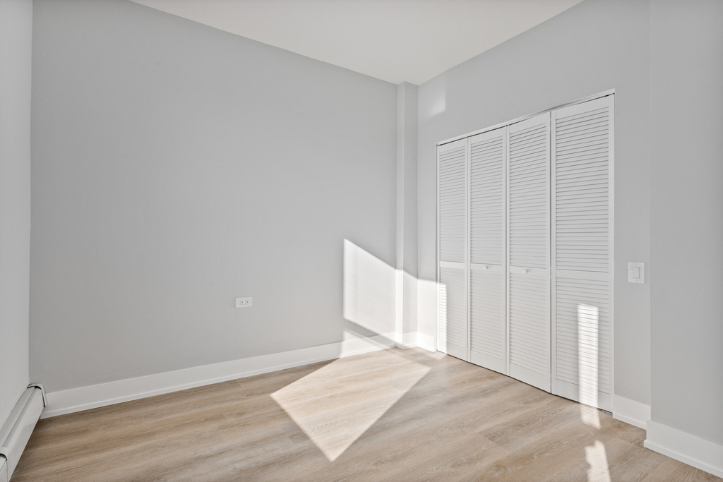 1625 W Howard Avenue - Photo 6