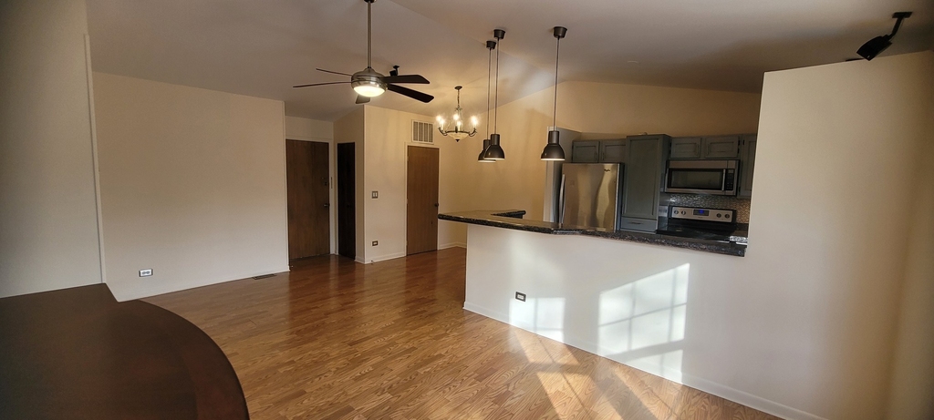 156 W Golf Road - Photo 4