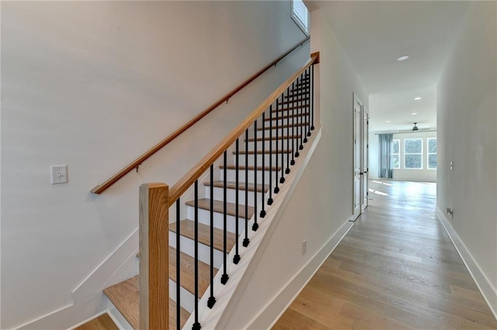 1205 Westshore Drive - Photo 2