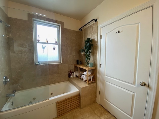 2000 W Warren Boulevard - Photo 10