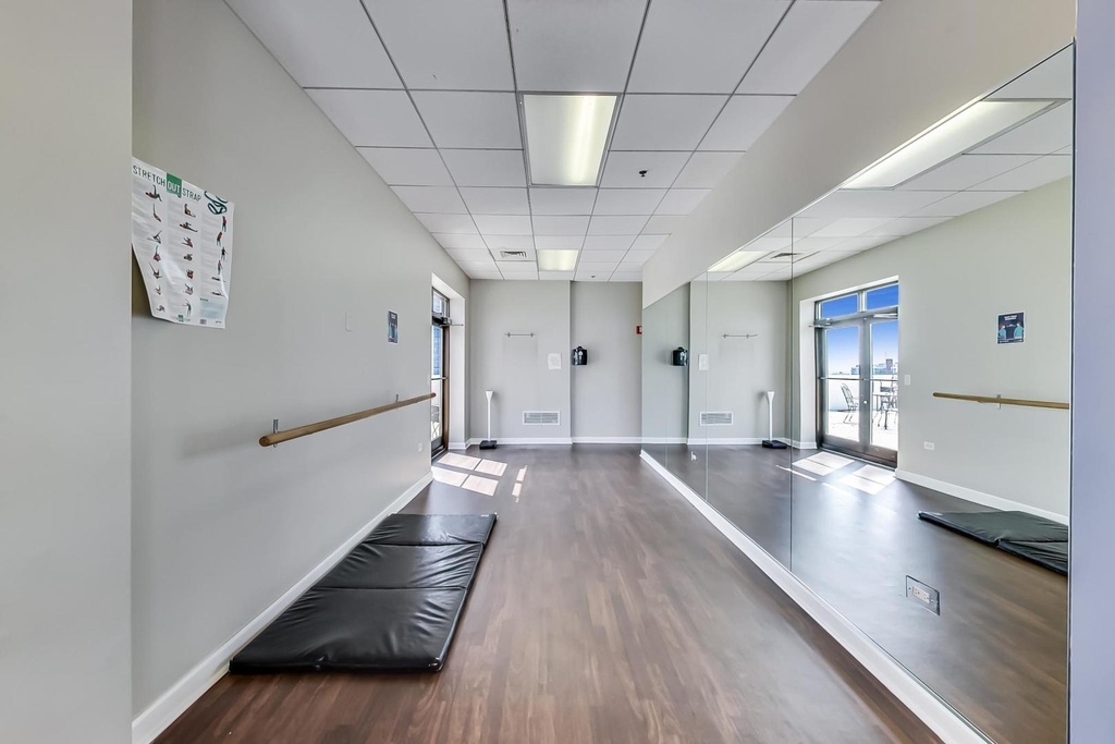 1322 S Prairie Avenue - Photo 15