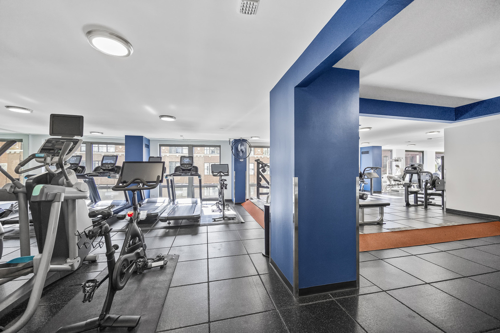 440 N Wabash Avenue - Photo 11