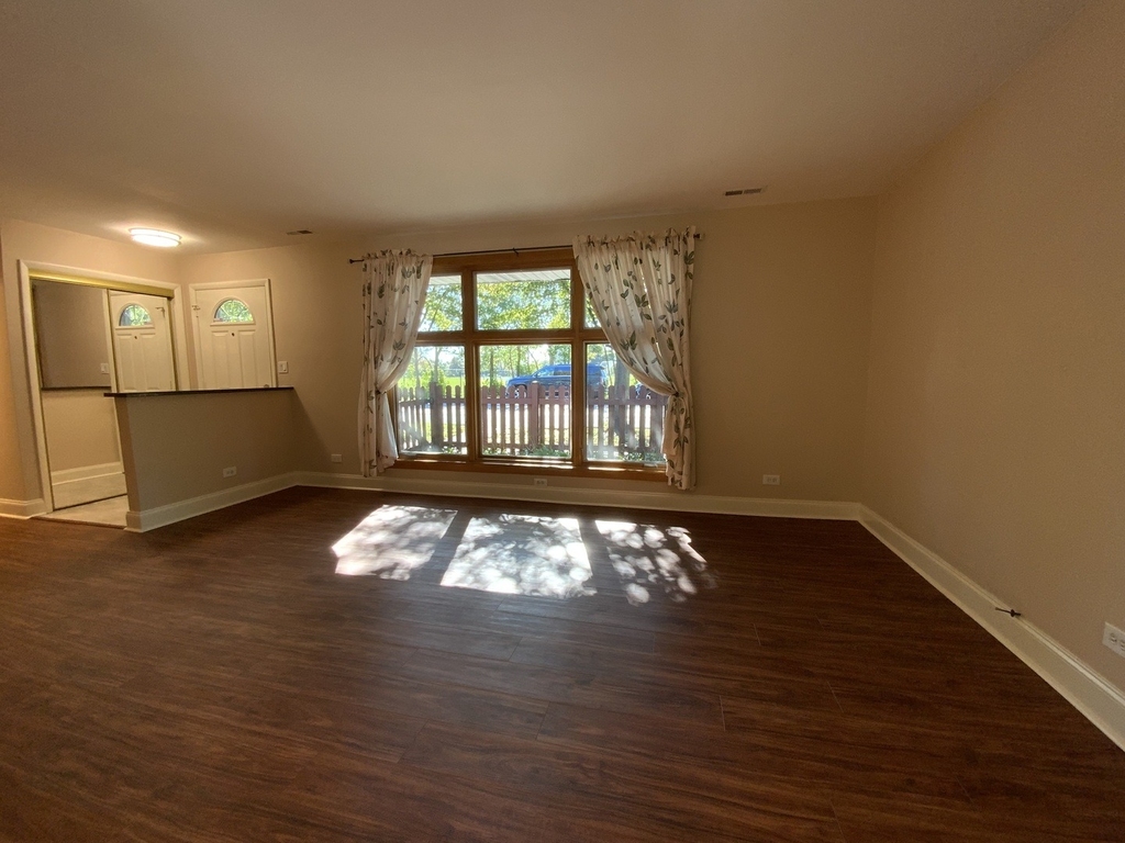7440 W Everell Avenue - Photo 5