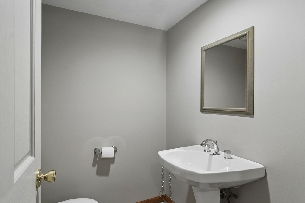 2059 Sheridan Road - Photo 19