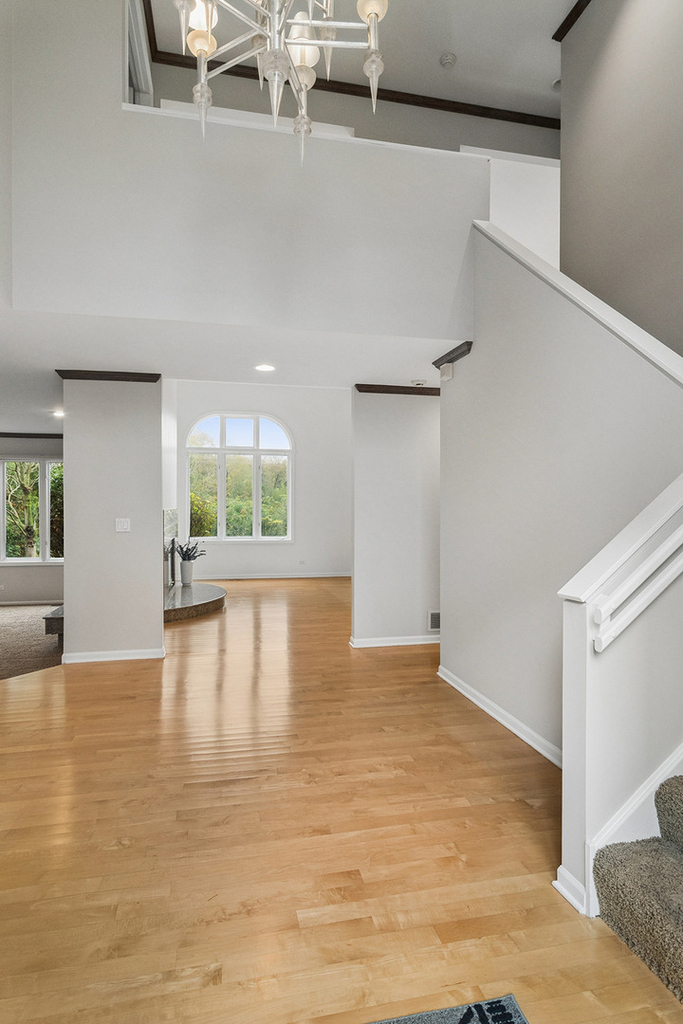 2059 Sheridan Road - Photo 2