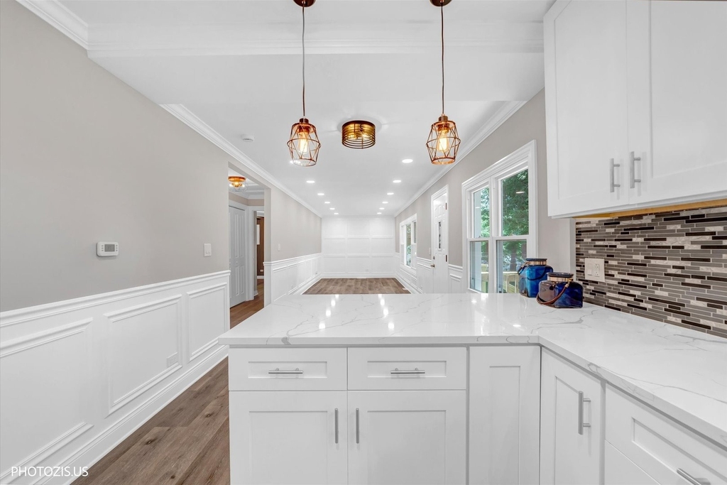 28069 N Lake Drive - Photo 11