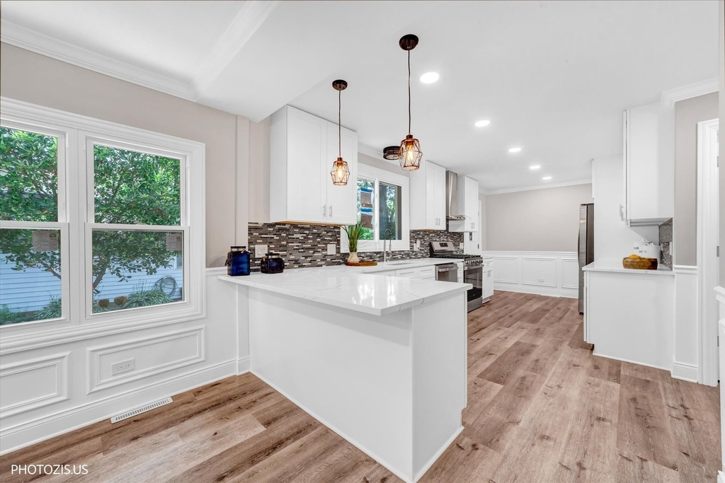 28069 N Lake Drive - Photo 13