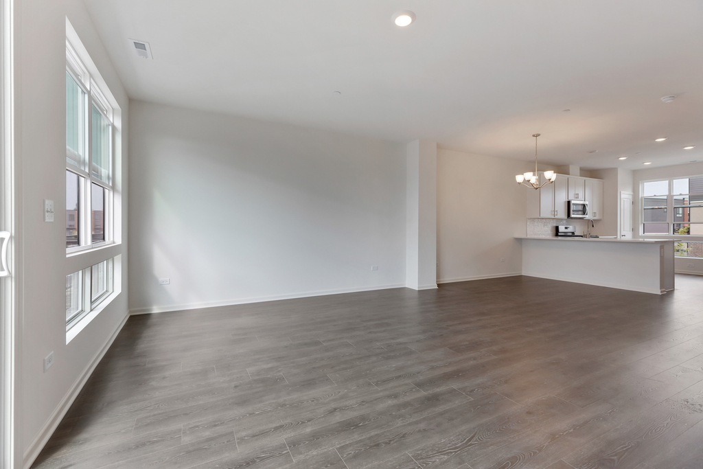1289 Lakepointe Drive - Photo 5