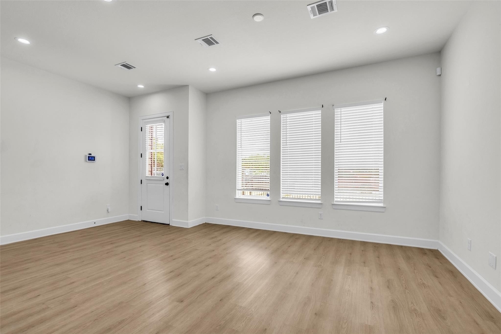 3829 Goodhope Street - Photo 1