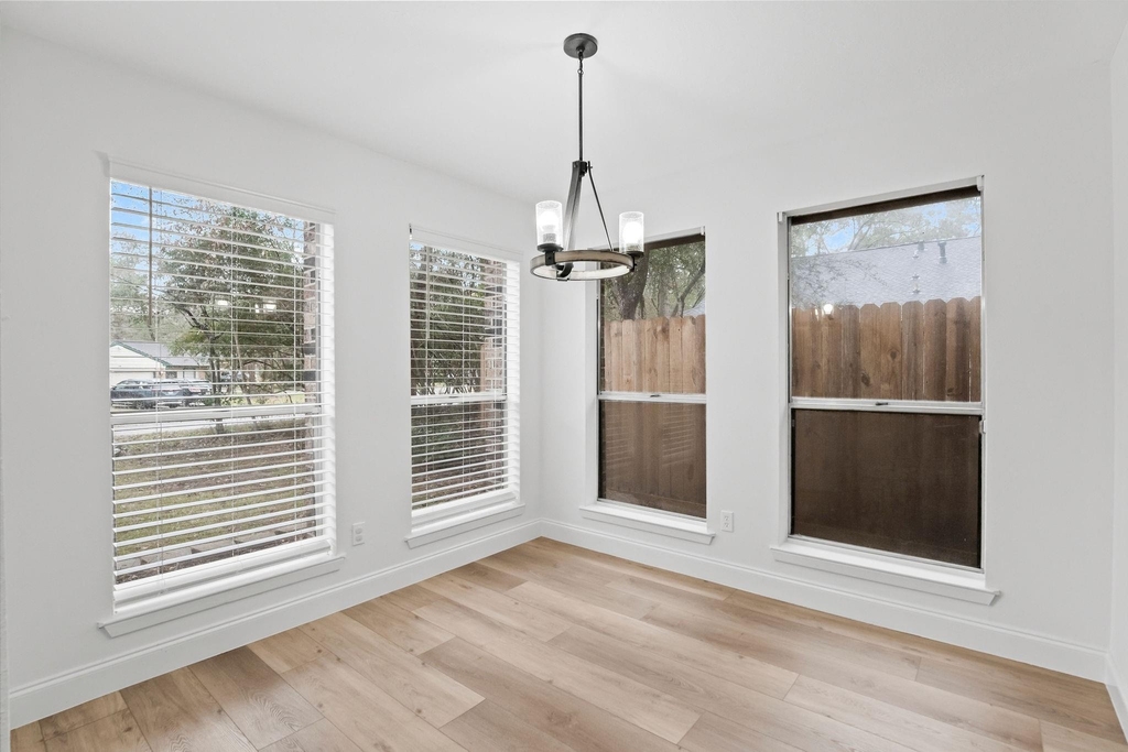 22 Braemar Forest Street - Photo 5