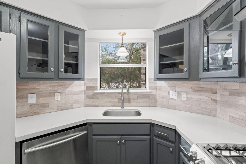 22 Braemar Forest Street - Photo 8