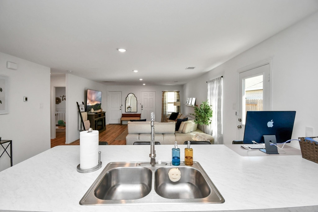 932 Gentle Moss Drive - Photo 14