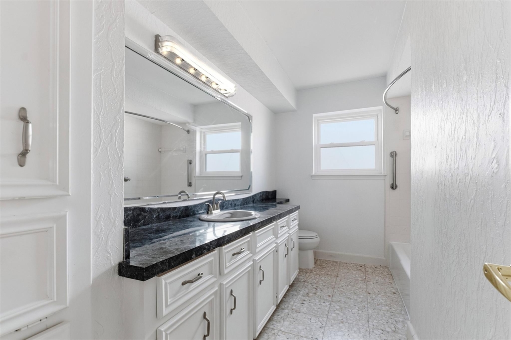 5814 Old Lodge Drive - Photo 18