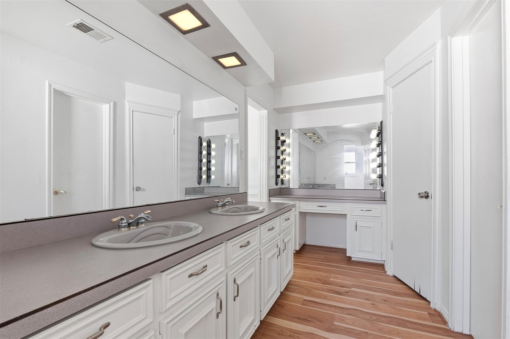 5814 Old Lodge Drive - Photo 17