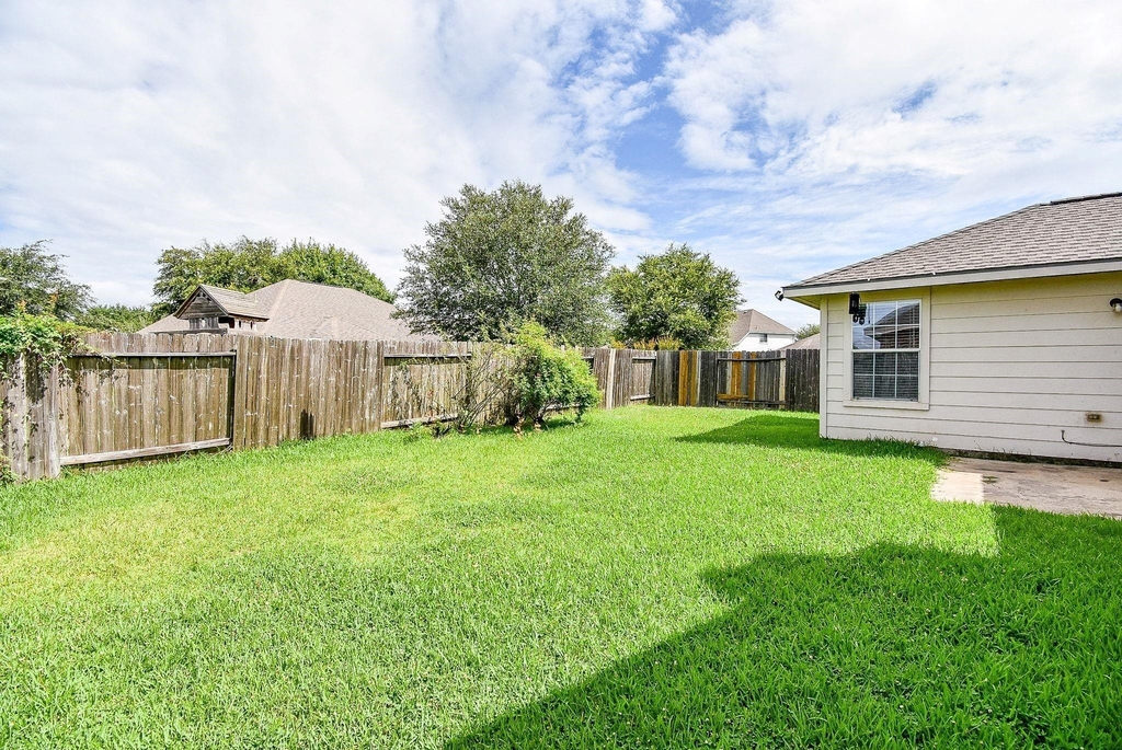128 Long Canyon Lane - Photo 18