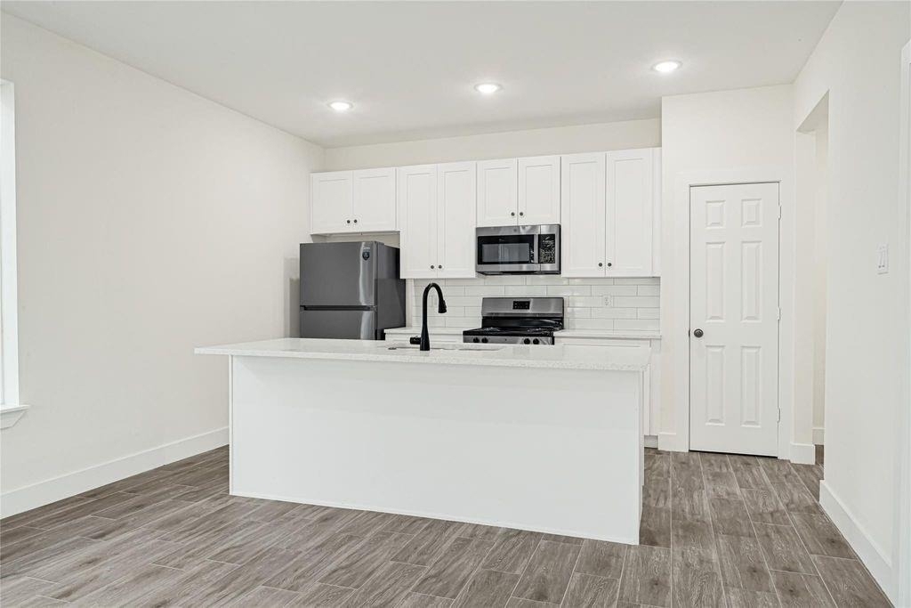 7957 Booker Street - Photo 8