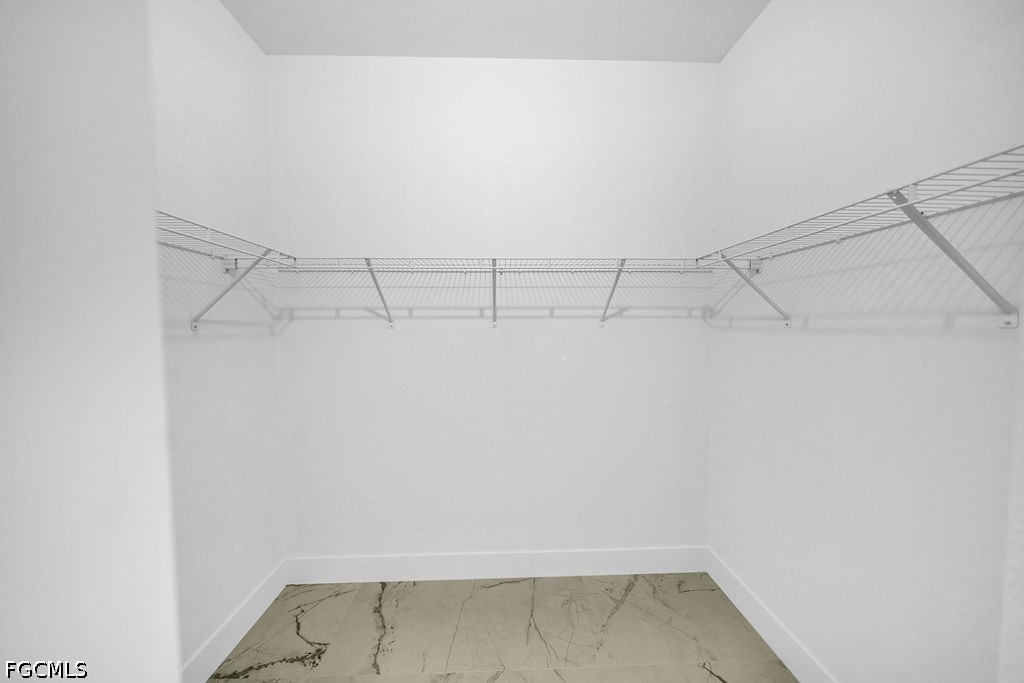 1025 Gladys Street - Photo 17