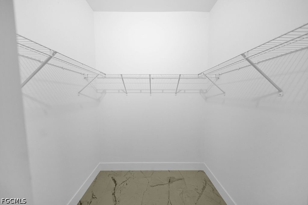 1025 Gladys Street - Photo 18