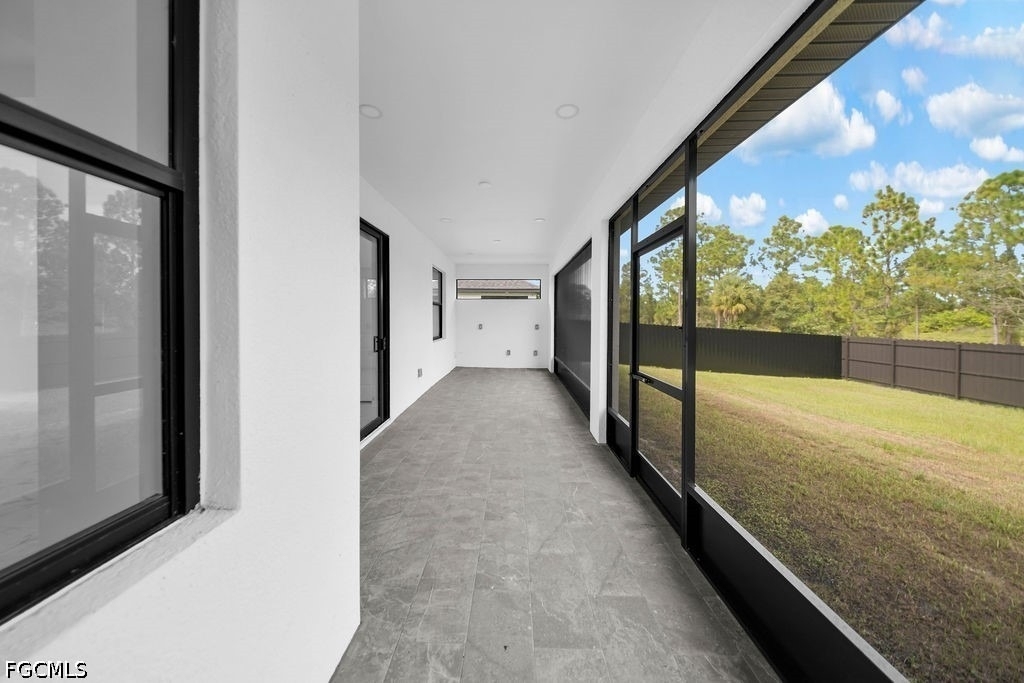 1025 Gladys Street - Photo 22