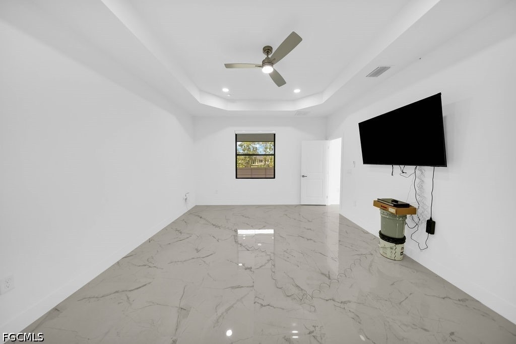 1025 Gladys Street - Photo 19