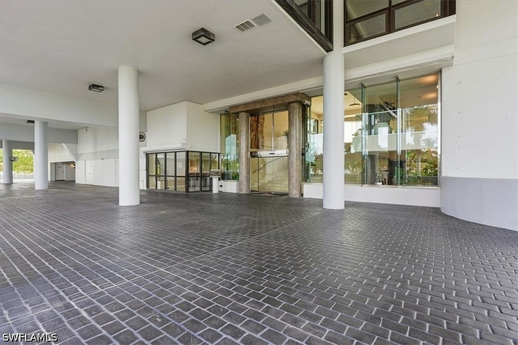 4751 Gulf Shore Boulevard N - Photo 47
