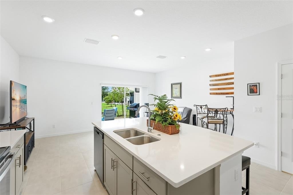 15067 Ginetti Street - Photo 6