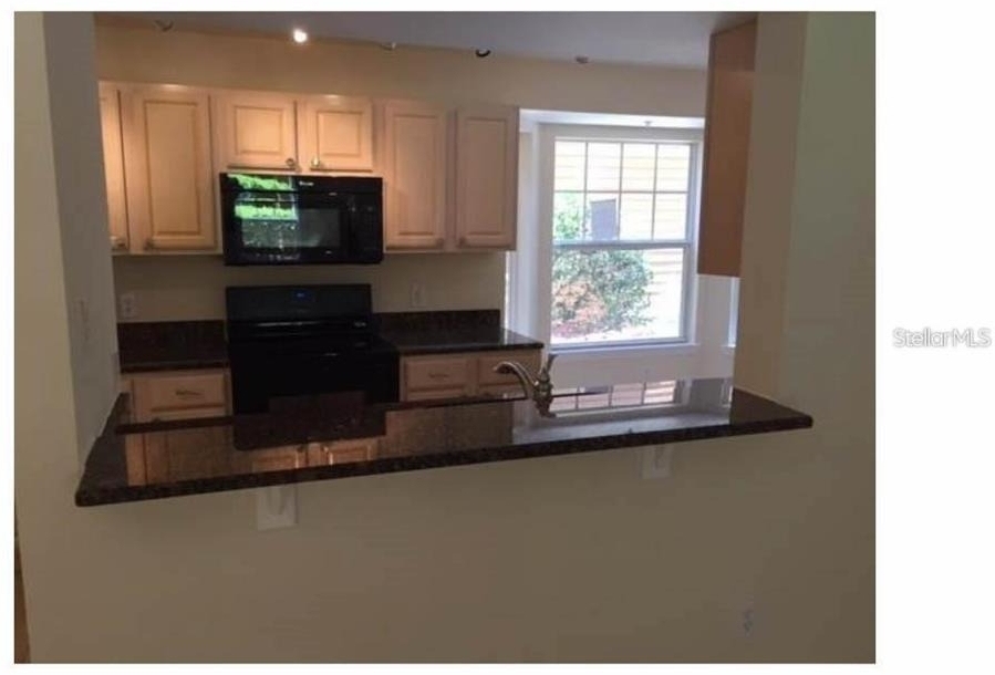 409 Summit Ridge Place - Photo 1