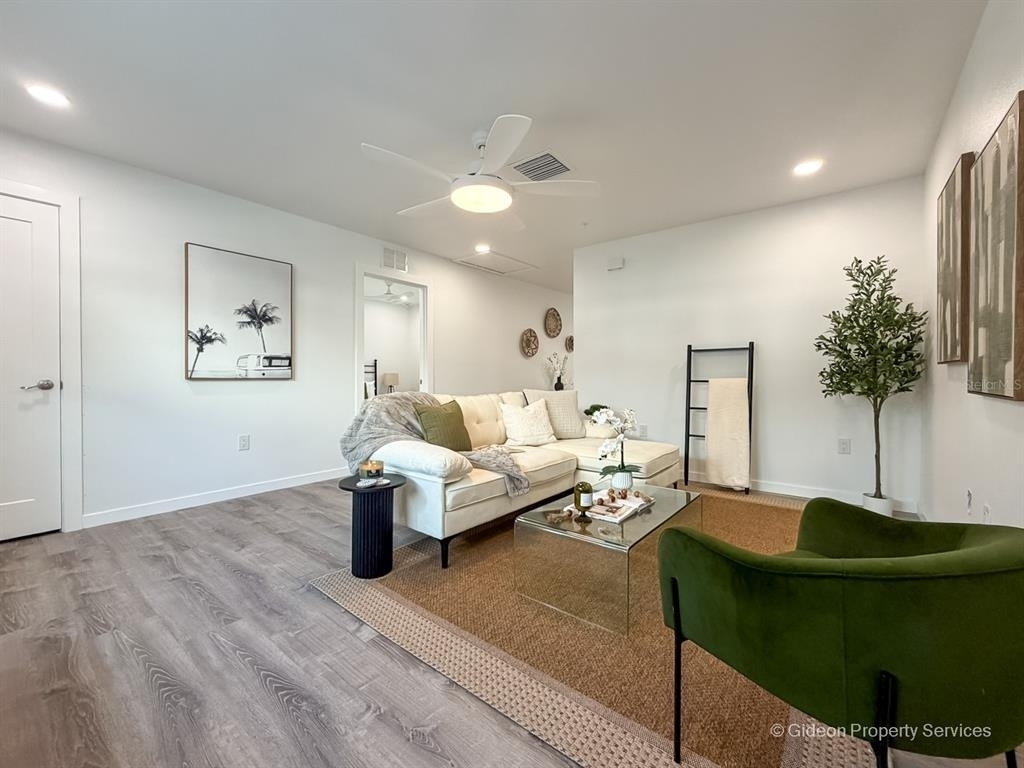 207 Se 21st Terrace - Photo 1